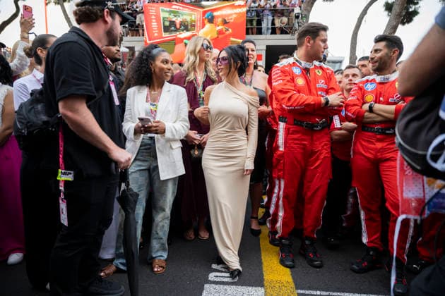 Kim Kardashian Formula 1 Grand Prix de Monaco 2026 Kim Kardashian attends at podium during the Formula 1 Grand Prix de Monaco 2026, 6th round of the 2026 Formula One World Championship on the Circuit de Monaco, in Monte-Carlo, Monaco Photo by Eliot Blondet ABACAPRESS.COM Monaco France France  Copyright: xBlondetxEliot ABACAx