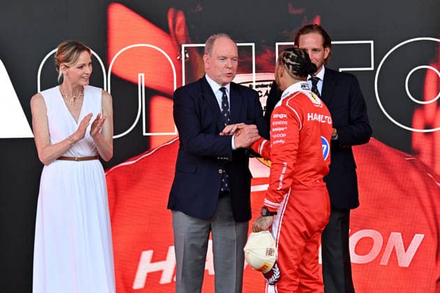 Prince Albert II of Monaco, Princess Charlene of Monaco, Andrea Casiraghi and Lewis Hamilton on the podium for the trophy presentation at the Formula 1 Louis Vuitton Monaco Grand Prix 2026 in Monte Carlo, Monaco, June 7, 2026 Bruno Bebert Bestimage Podium after the F1 Monaco Grand Prix on June 7, 2026 at the Circuit de Monaco in Monte Carlo, Monaco Monte Carlo France  Copyright: xBrunoxBebertx xBestimagexBrunoxBebertx xBestimagex