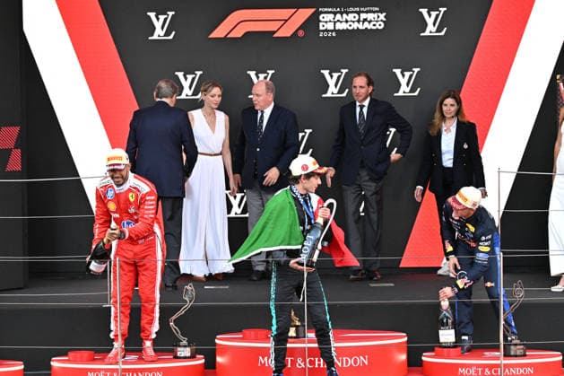 Prince Albert II of Monaco, Michel Boeri, Princess Charlene of Monaco, Andrea Casiraghi with Lewis Hamilton, Kimi Antonelli and Isack Hadjar on the podium for the trophy presentation of the Formula 1 Louis Vuitton Monaco Grand Prix 2026 in Monte Carlo, Monaco, June 7, 2026 Bruno Bebert Bestimage Podium after the F1 Monaco Grand Prix on June 7, 2026 at the Circuit de Monaco in Monte Carlo, Monaco Monte Carlo France  Copyright: xBrunoxBebertx xBestimagexBrunoxBebertx xBestimagex