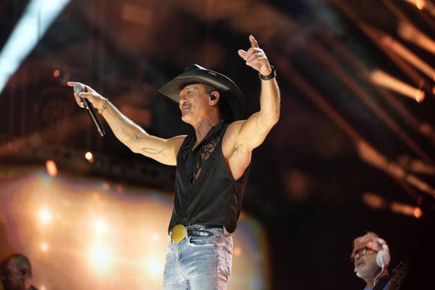Tim McGraw performs on day 3 of the 2026 CMA Fest in Nashville, Tennessee Featuring: Tim McGraw Where: Nashville, Tennessee, United States When: 07 Jun 2026 Credit: AdMedia MediaPunch INSTARimages EDITORIAL USE ONLY. NOT FOR USE BY NEWSPAPERS BASED IN THE UK. Copyright: xx instar55755904