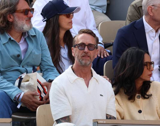 Roland Garros 2026 - Celebs Finale Cobolli vs Zverev Philippe Caveriviere - CÃ lÃ britÃ s dans les tribunes de Roland Garros pendant la finale homme de l Open de France de Tennis Ã Paris, le 7 juin 2026. Celebrities in the stands at Roland Garros stadium during the men s final of the French Open in Paris on June 7, 2026.  Copyright: xFabricexChasseryx