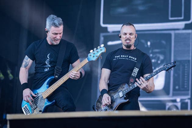 Rock am Ring 2026, Tag 3, 7.6.2026 Alter Bridge mit Sänger Myles Kennedy auf der Mandora Stage -- Mit dem Traditionsfestival Rock am Ring am Nürburgring in der Eifel startet in Deutschland die Festival-Saison. Rock am Ring findet in diesem Jahr vom 5. bis 7. Juni statt. Rund 80 Bands und Künstler stehen auf einer der drei großen Bühnen. Nürburg Nürburgring Rheinland-Pfalz Deutschland *** Rock am Ring 2026, Day 3, 7 6 2026 Alter Bridge with singer Myles Kennedy on the Mandora Stage The traditional Rock am Ring festival at the Nürburgring in the Eifel region kicks off the festival season in Germany Rock am Ring will take place this year from 5 to 7 June Around 80 bands and artists will perform on one of the three large stages Nürburg Copyright: xSebastianxDerixx