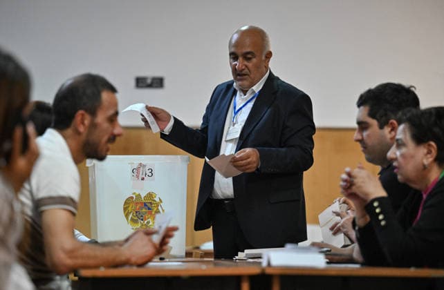 Armenia Parliamentary Election 9185208 07.06.2026 Members of a local electoral commission count ballots at a polling station during the Armenian parliamentary election in Yerevan, Armenia. Yuri Kochetkov Sputnik Yerevan Armenia  Copyright: xYurixKochetkovx