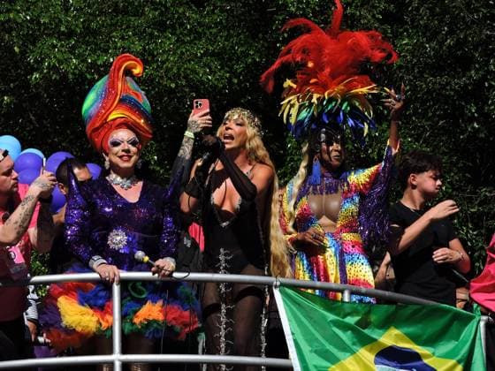 RECORD DATE NOT STATED 30th LGBT+ Pride Parade in Sao Paulo culture shows paradesp federal deputy Erika Hilton (PSOL) raises the audience present. movement of participants, children, activists, drags, transvestites and tourists on Avenida Paulista during the 30th LGBT+ Pride Parade in Sao Paulo, held this Sunday (7). The event features shows by Gloria Groove, Pabllo Vittar, Melody and other artists who perform in defense of diversity, the rights of the LGBT+ population and political participation, with concentration in front of MASP and parade of electric trios along Avenida Paulista and Consolacao.(Foto: Leandro Chemalle Thenews2 imago images) 30th LGBT+ Pride Parade in Sao Paulo  Copyright: xLeandroxChemallex