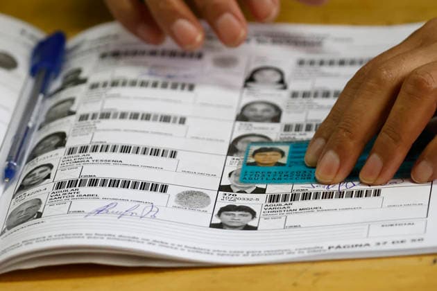 Santiago June 7, 2026 Peruvian citizens in Chile vote during the second round of the presidential election in the commune of Providencia Dragomir Yankovic Aton Chile, Santiago Chile Aton 1162990  Copyright: DRAGOMIRxYANKOVIC ATONxCHILE