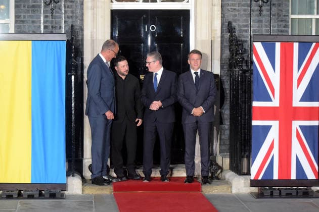 Politicians in London Volodymyr Zelensky President of Ukraine Emmanuel Macron President of France and Friedrich Merz Chancellor of Germany meets with Keir Starmer for a meeting to discuss ongoing support and solidarity for Ukraine London Westminster UK Copyright: xMartinxDaltonx Politicians_London_070626_MD_045