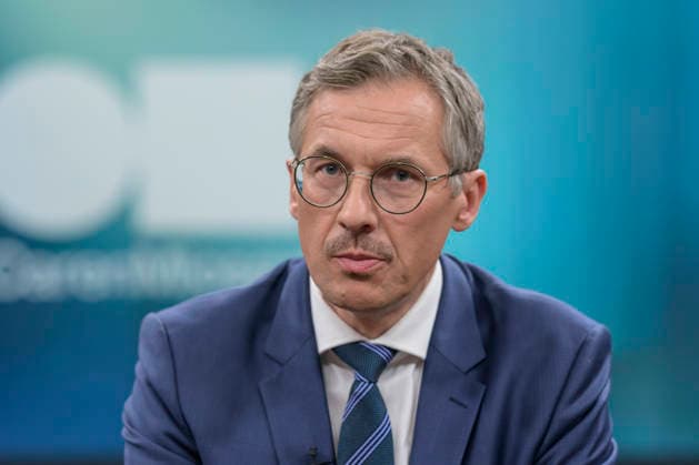 im Bild v.l.: Daniel Friedrich Sturm, Leiter Hauptstadtbüro, Der Tagesspiegel, GER, Berlin, Studio, zu Gast bei - Caren Miosga, Polittalk, TV, Format, Aufzeichnung, Live, Das Erste, aus Adlershof - am Studio 20, Thema: Ist die SPD bereit für große Reformen, Frau Bas?, 07.06.2026, *** in the picture from l Daniel Friedrich Sturm, Head of Capital Office, Der Tagesspiegel, GER, Berlin, Studio, guest of Caren Miosga, Polittalk, TV, format, recording, Live, Das Erste, from Adlershof at Studio 20, topic Is the SPD ready for major reforms, Ms. Bas , 07 06 2026, Copyright: HMBxMedia UwexKoch