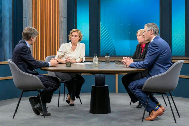 im Bild v.l.: Moritz Schularick, Präsident des Kiel Instituts für Weltwirtschaft, Caren Miosga, Bärbel Bas (SPD), Parteivorsitzende, Bundesministerin für Arbeit und Soziales, Daniel Friedrich Sturm, Leiter Hauptstadtbüro, Der Tagesspiegel, GER, Berlin, Studio, zu Gast bei - Caren Miosga, Polittalk, TV, Format, Aufzeichnung, Live, Das Erste, aus Adlershof - am Studio 20, Thema: Ist die SPD bereit für große Reformen, Frau Bas?, 07.06.2026, *** in the picture from l Moritz Schularick, President of the Kiel Institute for the World Economy, Caren Miosga, Bärbel Bas SPD , Party Chairwoman, Federal Minister of Labor and Social Affairs, Daniel Friedrich Sturm, Head of Capital Office, Der Tagesspiegel, GER, Berlin, Studio, as a guest of Car Copyright: HMBxMedia UwexKoch