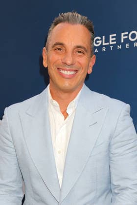 June 7, 2026, Newport Beach, California, USA: LOS ANGELES - JUN 7: Sebastian Maniscalco at the Newport Beach TV Fest at the Lido Theater on June 7, 2026 in Newport Beach, CA Newport Beach USA - ZUMAb170 20260607_aap_b170_122 Copyright: xKayxBlakex