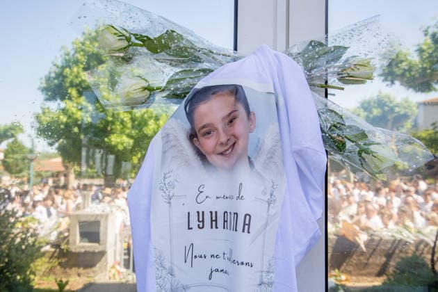 Commemorative White March To Lyhanna - Fleurance Atmosphère during commemorative white march to pay tribute to Lyhanna in Fleurance, France on June 7 2026. The disappearance of the girl identified by police as 11-year-old schoolgirl Lyhanna and days of searches that ended with the discovery of her body in a disused grain silo have gripped national and, increasingly, political attention since she went missing in the southwestern Gers region on May 29. Photo by I Bazin ABACAPRESS.COM Fleurance Gers France  Copyright: xIxBazin ABACAx