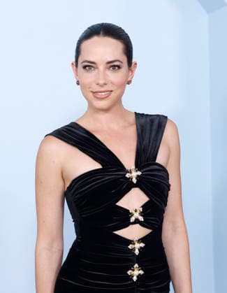 Mariel Molino arrives on the red carpet at The 79th Annual Tony Awards at Radio City Music Hall on Sunday, June 7, 2026 in New York City.  NYP20260607308 JohnxAngelillo