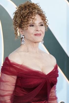 Bernadette Peters at arrivals for 79th Annual Tony Awards - Arrivals 2, Radio City Music Hall at Rockefeller Center, New York, NY, June 07, 2026. Photo By: Kristin Callahan Everett Collection 79th Annual Tony Awards - Arrivals 2 PUBLICATIONXNOTxINxCANxCHNxFRAxITAxJPNxNORxPOLxRUSxESPxUKxUSA