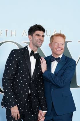 Justin Mikita, Jesse Tyler Ferguson at arrivals for 79th Annual Tony Awards - Arrivals 2, Radio City Music Hall at Rockefeller Center, New York, NY, June 07, 2026. Photo By: Kristin Callahan Everett Collection 79th Annual Tony Awards - Arrivals 2 PUBLICATIONXNOTxINxCANxCHNxFRAxITAxJPNxNORxPOLxRUSxESPxUKxUSA
