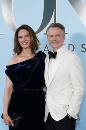 Emily Deschanel, David Hornsby at arrivals for 79th Annual Tony Awards - Arrivals 2, Radio City Music Hall at Rockefeller Center, New York, NY, June 07, 2026. Photo By: Kristin Callahan Everett Collection 79th Annual Tony Awards - Arrivals 2 PUBLICATIONXNOTxINxCANxCHNxFRAxITAxJPNxNORxPOLxRUSxESPxUKxUSA