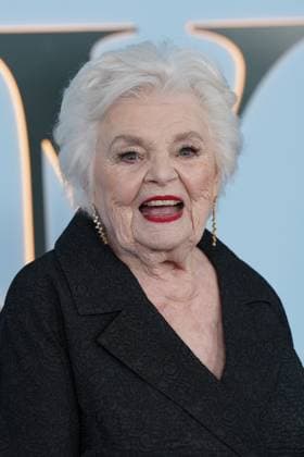 June Squibb at arrivals for 79th Annual Tony Awards - Arrivals 2, Radio City Music Hall at Rockefeller Center, New York, NY, June 07, 2026. Photo By: Kristin Callahan Everett Collection 79th Annual Tony Awards - Arrivals 2 PUBLICATIONXNOTxINxCANxCHNxFRAxITAxJPNxNORxPOLxRUSxESPxUKxUSA