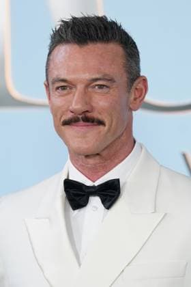 Luke Evans at arrivals for 79th Annual Tony Awards - Arrivals 2, Radio City Music Hall at Rockefeller Center, New York, NY, June 07, 2026. Photo By: Kristin Callahan Everett Collection 79th Annual Tony Awards - Arrivals 2 PUBLICATIONXNOTxINxCANxCHNxFRAxITAxJPNxNORxPOLxRUSxESPxUKxUSA