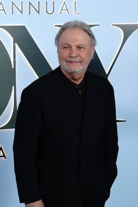 Billy Crystal at arrivals for 79th Annual Tony Awards - Arrivals 2, Radio City Music Hall at Rockefeller Center, New York, NY, June 07, 2026. Photo By: Kristin Callahan Everett Collection 79th Annual Tony Awards - Arrivals 2 PUBLICATIONXNOTxINxCANxCHNxFRAxITAxJPNxNORxPOLxRUSxESPxUKxUSA