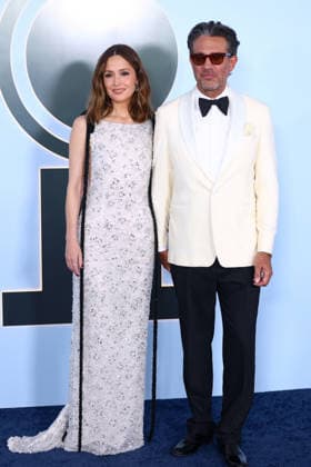 Tony Awards - Arrivals - NYC Rose Byrne and Bobby Cannavale attend the Tony Awards at Radio City Hall in New York, NY on June 7, 2026. Photo by Charles Guerin ABACAPRESS.COM New York City NY United States  Copyright: xGuerinxCharles ABACAx