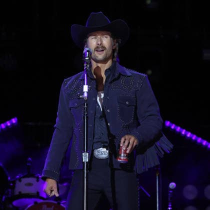 CMA Music Festival - Day 4 Glen Powell onstage at day four of the CMA Music Festival held at Nissan Stadium on June 7, 2026 in Nashville, TN. Nashville Nissan Stadium Tennessee USA Copyright: xCurtisxHilbunx xAFF-USA.comx