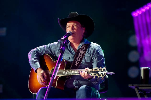 June 7, 2026 - Nashville, Tennessee; USA - Musician CLAY WALKER performs live at Nissan Stadium as part of the 2026 CMA Music Festival that took place in downtown Nashville. Copyright 2026 . Nashville USA  - ZUMAm78_ 20260607_zaf_m78_093 Copyright: xJasonxMoorex