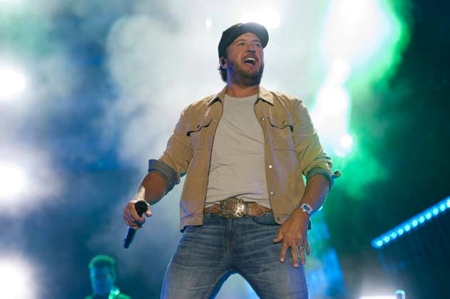 June 7, 2026 - Nashville, Tennessee; USA - Musician LUKE BRYAN performs live at the Nissan Stadium as part of the 2026 CMA Music Festival that took place in downtown Nashville. Copyright 2026 . Nashville USA  - ZUMAm78_ 20260608_zaf_m78_020 Copyright: xJasonxMoorex