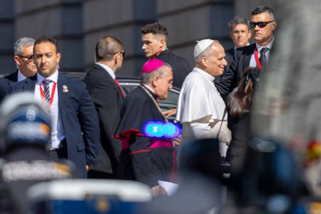 June 8, 2026, Madrid, Spain: Pope Leo XIV arrives at the Spanish Parliament in Madrid during his visit to Spain. Madrid Spain  - ZUMAl194 20260608_zip_l194_004 Copyright: xMarekxLadzinskix