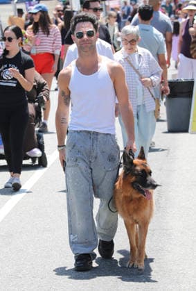 Sasha Farber enjoys a Sunday stroll around Studio City Farmers Market Featuring: Sasha Farber Where: Los Angeles, California, United States When: 07 Jun 2026 Credit: H2Y INSTARimages EDITORIAL USE ONLY. NOT FOR USE BY NEWSPAPERS BASED IN THE UK. Copyright: xx instar55756608