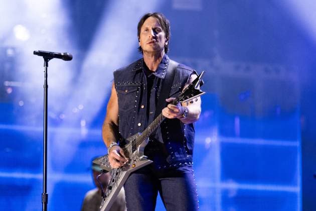 RUSSELL DICKERSON on stage for CMA Fest 2026 - SUN, , Nashville, TN, June 07, 2026. Photo By: Justin Renfroe Everett Collection CMA Fest 2026 - SUN PUBLICATIONXNOTxINxCANxCHNxFRAxITAxJPNxNORxPOLxRUSxESPxUKxUSA