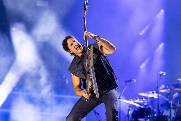 RUSSELL DICKERSON on stage for CMA Fest 2026 - SUN, , Nashville, TN, June 07, 2026. Photo By: Justin Renfroe Everett Collection CMA Fest 2026 - SUN PUBLICATIONXNOTxINxCANxCHNxFRAxITAxJPNxNORxPOLxRUSxESPxUKxUSA