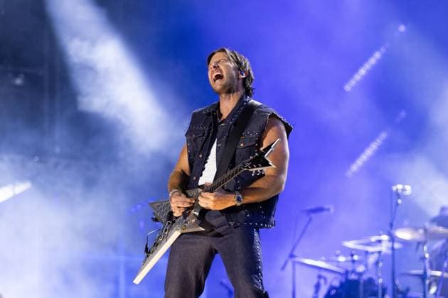 RUSSELL DICKERSON on stage for CMA Fest 2026 - SUN, , Nashville, TN, June 07, 2026. Photo By: Justin Renfroe Everett Collection CMA Fest 2026 - SUN PUBLICATIONXNOTxINxCANxCHNxFRAxITAxJPNxNORxPOLxRUSxESPxUKxUSA