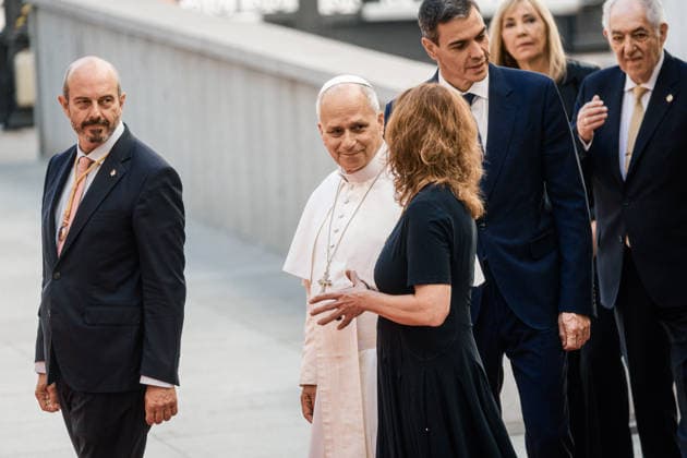 Pope Leo XIV visits Congress I D The President of the Senate, Pedro Rollán Pope Leo XIV, and the President of Congress, Francina Armengol, during the Pontiffs visit to the Congress of Deputies, on June 8, 2026, in Madrid Spain Leo XIV is the first Pope to deliver a speech as head of the Vatican State to deputies and senators, as part of his official trip to Spain 08 JUNE 2026 Carlos Lujá Madrid Madrid Madrid Espana  Copyright: xCarlosxLujanx 7580443