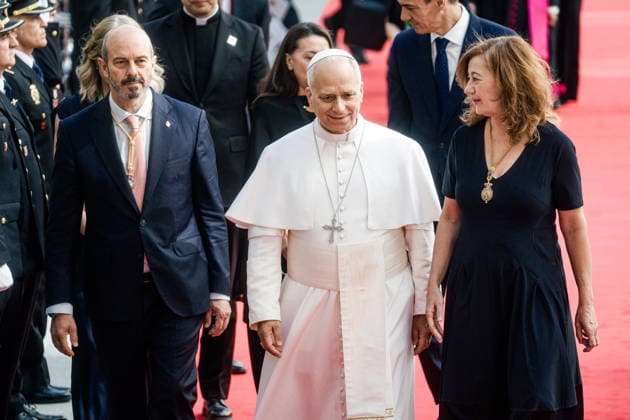 Pope Leo XIV visits Congress I D The President of the Senate, Pedro Rollán Pope Leo XIV, and the President of Congress, Francina Armengol, during the Pontiffs visit to the Congress of Deputies, on June 8, 2026, in Madrid Spain Leo XIV is the first Pope to deliver a speech as head of the Vatican State to deputies and senators, as part of his official trip to Spain 08 JUNE 2026 Carlos Lujá Madrid Madrid Madrid Espana  Copyright: xCarlosxLujanx 7580444