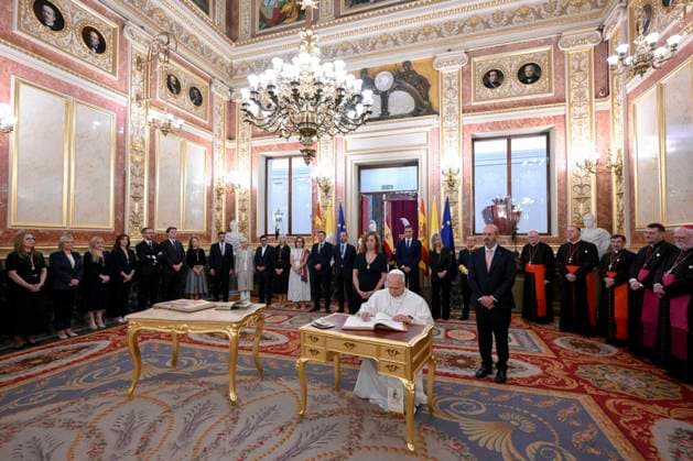 SPAIN - POPE LEO XIV DURING A JOINT SESSION OF THE SPANISH PARLAMENT AT THE CONGRESS OF DEPUTIES IN MADRID - 2026 6 8 Spain, Vatican, 2026 6 8 Pope Leo XIV during a joint session of the Spanish Parliament at the Congress of Deputies in Madrid EDITORIAL USE ONLY - NO BOOKS Copyright: xVATICANxMEDIA CPPx