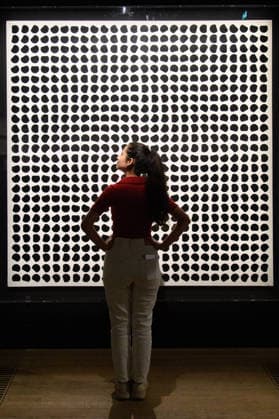 Julio Le Parc Press View at TATE Modern, London, UK - 8 June 2026 A staff member views Instability, 1959 1991 by Julio Le Parc as part of The Julio Le Parc Press View which runs from 11th June 2026 to 3rd May 2027 at TATE Modern, London, England, UK on Monday 8 June, 2026., Credit:Justin Ng Avalon UK, England, London, TATE Modern  Copyright: xJustinxNgx xAvalonx 1108882011