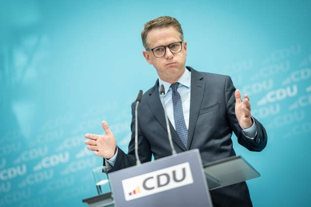 Carsten Linnemann, CDU-Generalsekretär, während der Pressekonferenz nach der Bundesvorstandssitzung;CDU Bundesvorstand und Gremiensitzungen am 08.06.2026, Berlin Berlin Deutschland Konrad-Adenauer-Haus, Bundespart *** Carsten Linnemann, CDU Secretary General, during the press conference after the Federal Executive Committee meeting CDU Federal Executive Committee and committee meetings on 08 06 2026, Berlin Berlin Germany Konrad Adenauer Haus, Bundespart