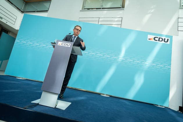 Carsten Linnemann, CDU-Generalsekretär, während der Pressekonferenz nach der Bundesvorstandssitzung;CDU Bundesvorstand und Gremiensitzungen am 08.06.2026, Berlin Berlin Deutschland Konrad-Adenauer-Haus, Bundespart *** Carsten Linnemann, CDU Secretary General, during the press conference after the Federal Executive Committee meeting CDU Federal Executive Committee and committee meetings on 08 06 2026, Berlin Berlin Germany Konrad Adenauer Haus, Bundespart