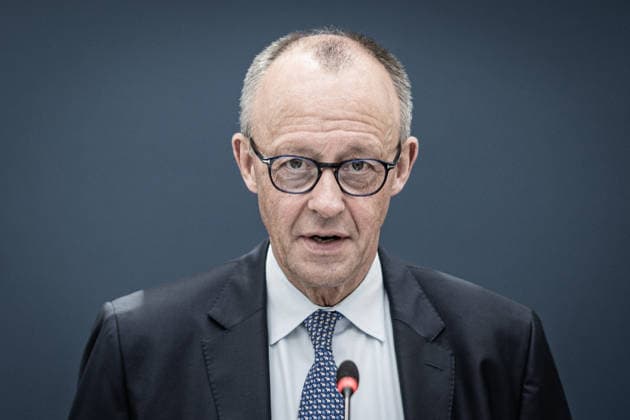 Friedrich Merz, CDU-Vorsitzender und Bundeskanzler, zu Beginn der Bundesvorstandssitzung;CDU Bundesvorstand und Gremiensitzungen am 08.06.2026, Berlin Berlin Deutschland Konrad-Adenauer-Haus, Bundespart *** Friedrich Merz, CDU Chairman and Federal Chancellor, at the beginning of the Federal Executive Committee meeting CDU Federal Executive Committee and committee meetings on 08 06 2026, Berlin Berlin Germany Konrad Adenauer Haus, Bundespart