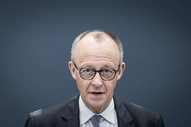 Friedrich Merz, CDU-Vorsitzender und Bundeskanzler, zu Beginn der Bundesvorstandssitzung;CDU Bundesvorstand und Gremiensitzungen am 08.06.2026, Berlin Berlin Deutschland Konrad-Adenauer-Haus, Bundespart *** Friedrich Merz, CDU Chairman and Federal Chancellor, at the beginning of the Federal Executive Committee meeting CDU Federal Executive Committee and committee meetings on 08 06 2026, Berlin Berlin Germany Konrad Adenauer Haus, Bundespart