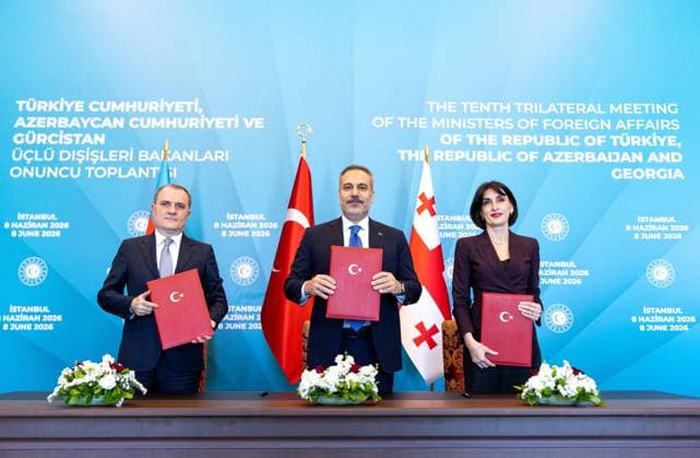 10th Trilateral Meeting of Foreign Ministers held in Istanbul ISTANBUL, TURKIYE - JUNE 8: Turkish Foreign Minister Hakan Fidan (C), Azerbaijani Foreign Minister Jeyhun Bayramov (L), and Georgian Vice Prime Minister and Minister of Foreign Affairs Maka Botchorishvili (R) pose for a photo after signing the Istanbul Declaration within the scope of the 10th Trilateral Meeting of the Ministers of Foreign Affairs of the Republic of Turkiye, the Republic of Azerbaijan, and Georgia in Istanbul, Turkiye, on June 8, 2026. Murat Gok Anadolu Istanbul Turkey. Editorial use only. Please get in touch for any other usage.  Copyright: x2026xAnadoluxMuratxGokx