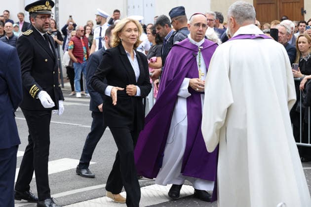 Andre Santini Funeral - Issy-les-Moulineaux Valérie Pecresse during funeral ceremony of Mayor of Issy-les-Moulineaux Andre Santini at the Saint-Etienne church in Issy-les-Moulineaux near Paris, France on June 8, 2026. Andre Santini died on June 1, 2026, aged 85. Photo by Nasser Berzane ABACAPRESS.COM Issy-les-Moulineaux France  Copyright: xBerzanexNasser ABACAx