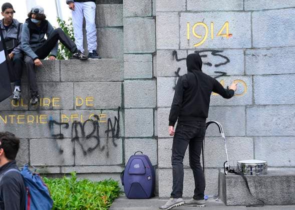 Protest Against Police Violence 08 06 2026 BRUSSELS, BELGIUM - Staff, teachers and students protest police violence outside the Palace of Justice pictured on June 08, 2026 in Brussels, Belgium, 08 06 2026 Brussels Belgium  Copyright: xPhilipxReynaersx