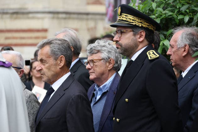 Andre Santini Funeral - Issy-les-Moulineaux Jean-Louis Borloo during funeral ceremony of Mayor of Issy-les-Moulineaux Andre Santini at the Saint-Etienne church in Issy-les-Moulineaux near Paris, France on June 8, 2026. Andre Santini died on June 1, 2026, aged 85. Photo by Nasser Berzane ABACAPRESS.COM Issy-les-Moulineaux France  Copyright: xBerzanexNasser ABACAx