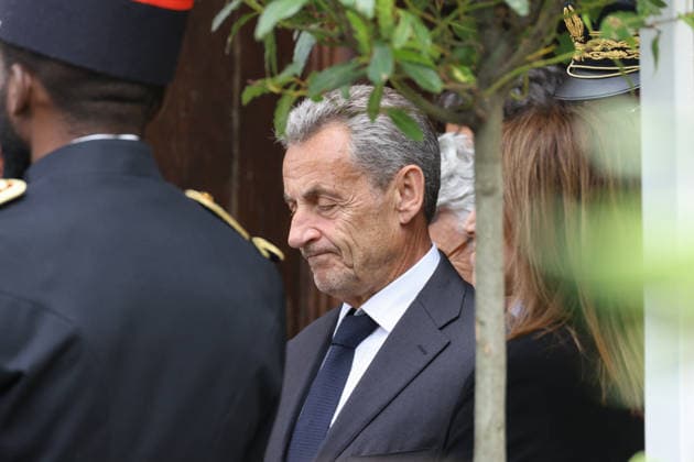 Andre Santini Funeral - Issy-les-Moulineaux Nicolas Sarkozy during funeral ceremony of Mayor of Issy-les-Moulineaux Andre Santini at the Saint-Etienne church in Issy-les-Moulineaux near Paris, France on June 8, 2026. Andre Santini died on June 1, 2026, aged 85. Photo by Nasser Berzane ABACAPRESS.COM Issy-les-Moulineaux France  Copyright: xBerzanexNasser ABACAx