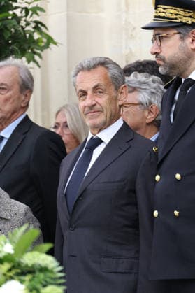 Andre Santini Funeral - Issy-les-Moulineaux Nicolas Sarkozy during funeral ceremony of Mayor of Issy-les-Moulineaux Andre Santini at the Saint-Etienne church in Issy-les-Moulineaux near Paris, France on June 8, 2026. Andre Santini died on June 1, 2026, aged 85. Photo by Nasser Berzane ABACAPRESS.COM Issy-les-Moulineaux France  Copyright: xBerzanexNasser ABACAx
