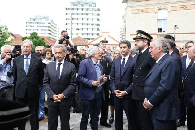 Andre Santini Funeral - Issy-les-Moulineaux Nicolas Sarkozy, Jean-Louis Borloo, Gabriel Attal and Francois Bayrou during funeral ceremony of Mayor of Issy-les-Moulineaux Andre Santini at the Saint-Etienne church in Issy-les-Moulineaux near Paris, France on June 8, 2026. Andre Santini died on June 1, 2026, aged 85. Photo by Nasser Berzane ABACAPRESS.COM Issy-les-Moulineaux France  Copyright: xBerzanexNasser ABACAx