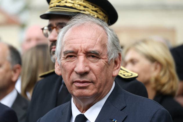 Andre Santini Funeral - Issy-les-Moulineaux Francois Bayrou during funeral ceremony of Mayor of Issy-les-Moulineaux Andre Santini at the Saint-Etienne church in Issy-les-Moulineaux near Paris, France on June 8, 2026. Andre Santini died on June 1, 2026, aged 85. Photo by Nasser Berzane ABACAPRESS.COM Issy-les-Moulineaux France  Copyright: xBerzanexNasser ABACAx