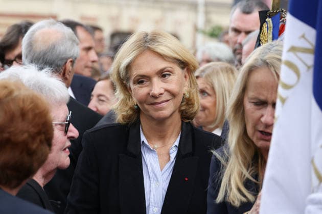 Andre Santini Funeral - Issy-les-Moulineaux Valerie Pecresse during funeral ceremony of Mayor of Issy-les-Moulineaux Andre Santini at the Saint-Etienne church in Issy-les-Moulineaux near Paris, France on June 8, 2026. Andre Santini died on June 1, 2026, aged 85. Photo by Nasser Berzane ABACAPRESS.COM Issy-les-Moulineaux France  Copyright: xBerzanexNasser ABACAx
