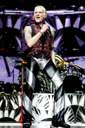 David Lee Roth live bei einem Konzert der Don t Love Me, Rent Me -Tour im The Paramount. Huntington, 07.06.2026