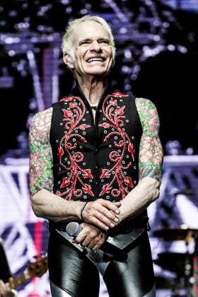 David Lee Roth live bei einem Konzert der Don t Love Me, Rent Me -Tour im The Paramount. Huntington, 07.06.2026