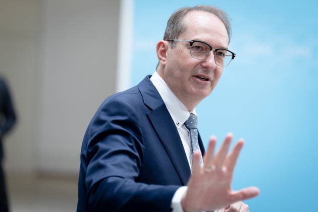 Berlin, Konrad-Adenauer-Haus, CDU Berlin, Alexander Dobrindt, Bundesinnenminister, Konrad-Adenauer-Haus, CDU Berlin Berlin GER *** Berlin, Konrad Adenauer Haus, CDU Berlin, Alexander Dobrindt, Federal Minister of the Interior, Konrad Adenauer Haus, CDU Berlin Berlin GER
